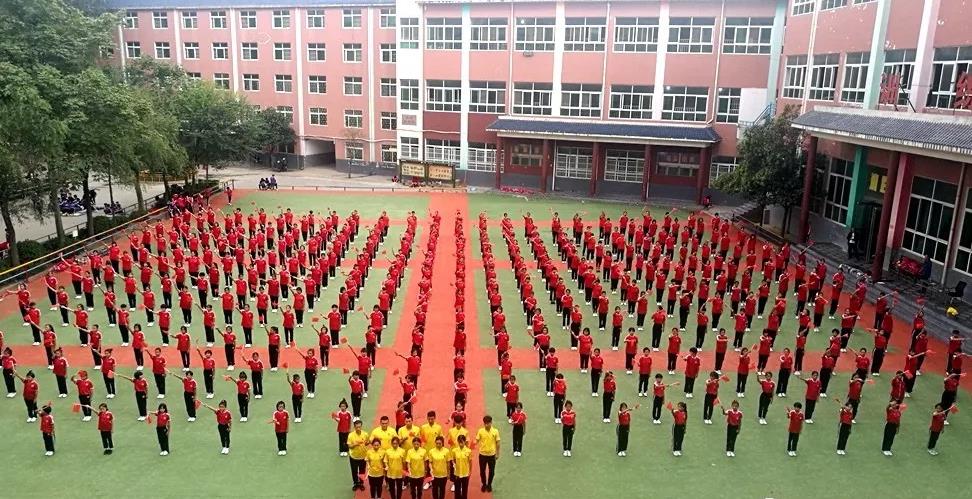 小孩去少林文武學(xué)校上學(xué)學(xué)費(fèi)多少錢【少林學(xué)費(fèi)標(biāo)準(zhǔn)】