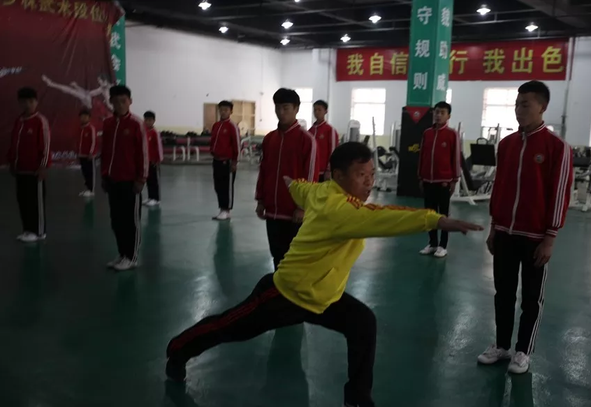 嵩山文武少林學(xué)校學(xué)費？小孩去少林上學(xué)要多少學(xué)費