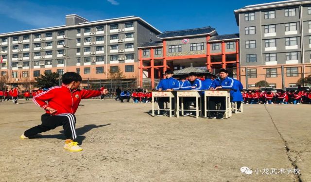 嵩山少林武校招收條件是啥？小孩多大可以學(xué)武術(shù)？