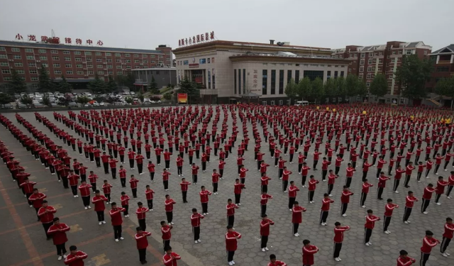 河南少林文武學(xué)校好不好？學(xué)生一年的學(xué)費(fèi)是多少？