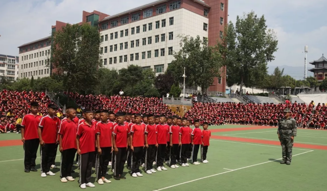 河南嵩山少林武校收費(fèi)標(biāo)準(zhǔn)是多少？正規(guī)武校的收費(fèi)高不高？