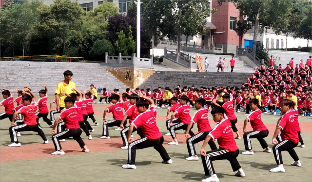 登封少林武校高中周六周日上課嗎？