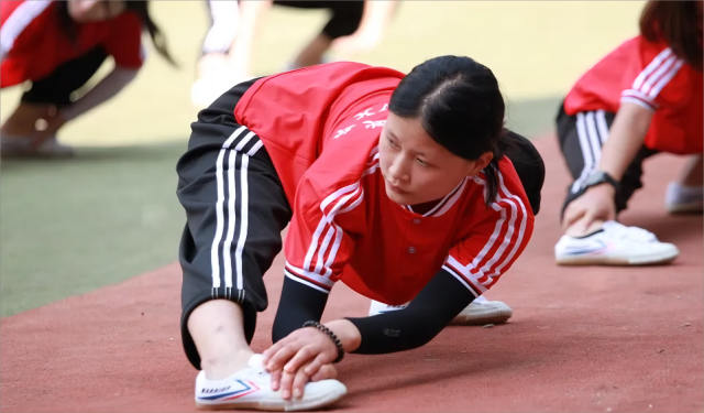 嵩山少林武術(shù)學(xué)校