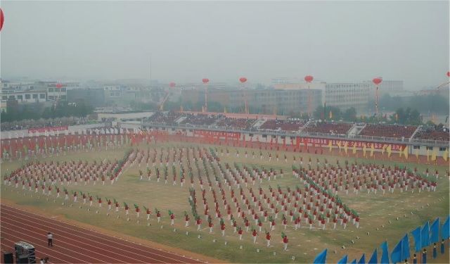 12歲男孩調(diào)皮上武校好嗎？