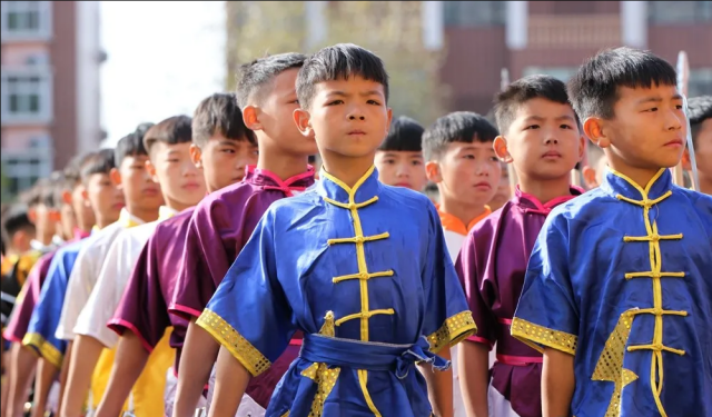 在登封少林武校期間有學(xué)籍嗎？可以當(dāng)兵嗎？