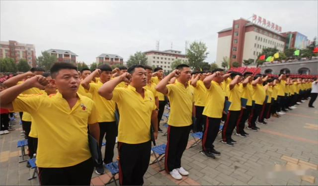 嵩山少林學(xué)校向解放軍輸送學(xué)生嗎？