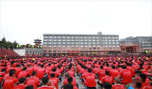 少林文武學(xué)校收費(fèi)標(biāo)準(zhǔn)是怎么樣的？武校需要上多久呢？