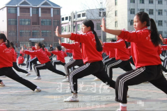 小女孩子去少林學武可以嗎？[專業(yè)女子班]嵩山少林招收女生嗎