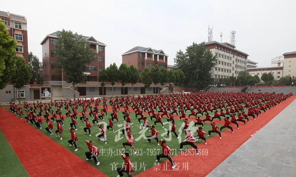 少林武術(shù)學(xué)校,少林學(xué)費(fèi)多少錢